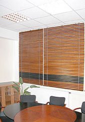 dřevěné žaluzie woodlite